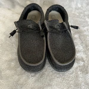 Men’s Hey Dude shoes